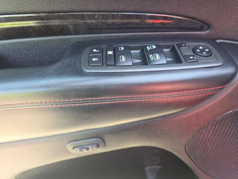 Used 2012 Dodge Durango R/T w/ Leather Interior Group AWD/4WD image 18
