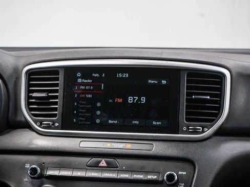 Used 2022 Kia Sportage LX image 14