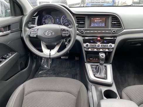 Used 2020 Hyundai Elantra SE w/ Cargo Package (C1) image 7