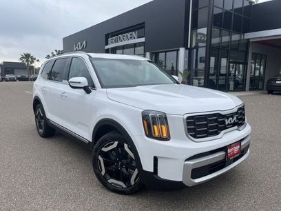 New 2024 Kia Telluride S w/ S Sunroof Package