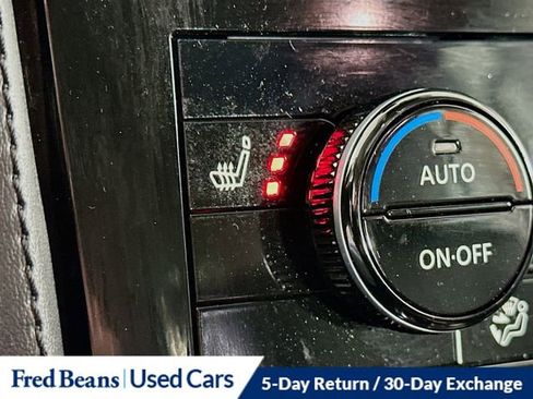 Used 2022 Nissan Armada SL image 22