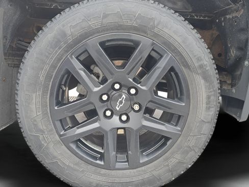 Used 2022 Chevrolet Silverado 1500 Custom AWD/4WD image 15