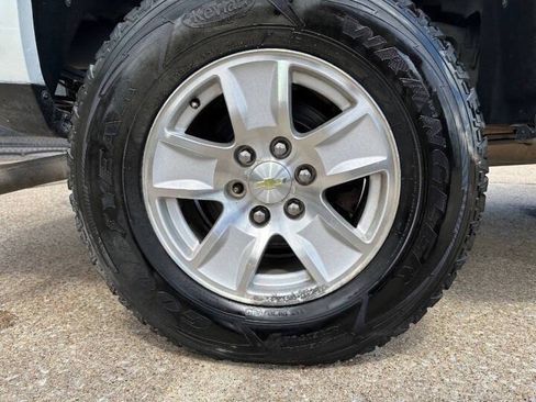Used 2015 Chevrolet Silverado 1500 LT AWD/4WD image 30