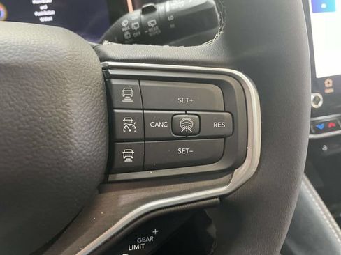 Used 2026 Jeep Grand Wagoneer 2WD w/ Premium Group I image 24