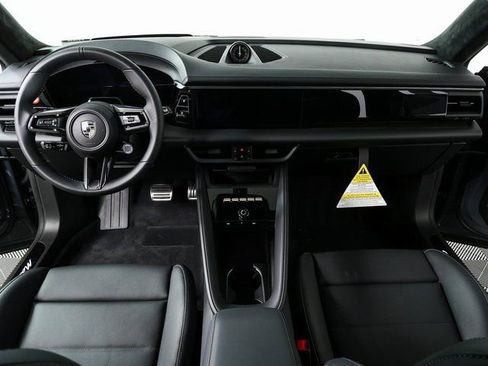 New 2026 Porsche Macan Turbo Electric image 20
