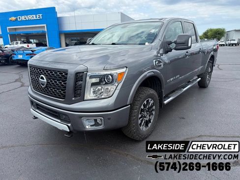 Used 2019 Nissan Titan PRO-4X w/ Pro-4x Utility Package AWD/4WD image 1