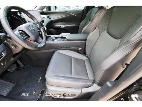 Used 2025 Lexus RX 350 Premium w/ Accessory Package (Z1) FWD image 11