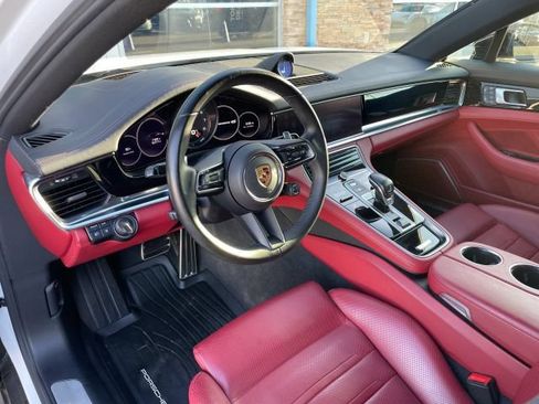 Used 2022 Porsche Panamera 4S AWD/4WD image 2