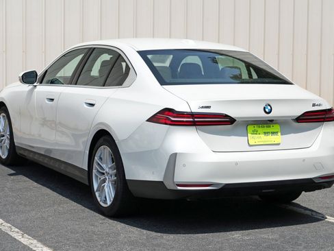 Used 2024 BMW 540i xDrive w/ Convenience Package AWD/4WD image 53