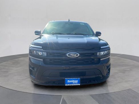 Used 2023 Ford Expedition Limited AWD/4WD image 11
