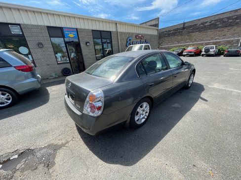 Used 2005 Nissan Altima 2.5 S FWD image 8