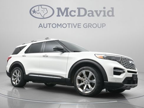 Used 2020 Ford Explorer Platinum w/ Premium Technology Package AWD/4WD image 26