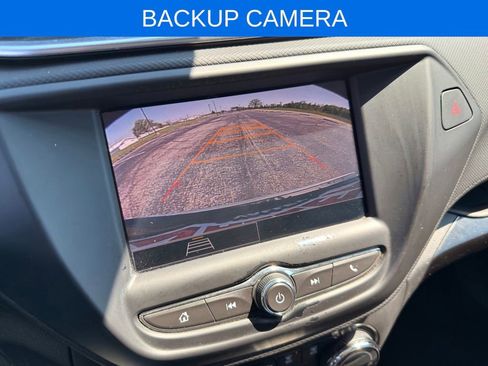 Used 2022 Chevrolet TrailBlazer LT w/ LPO, Blackout Package AWD/4WD image 4