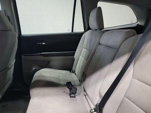 Used 2019 Honda Pilot EX image 14