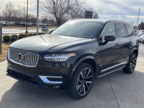 Used 2024 Volvo XC90 B5 Plus image 14