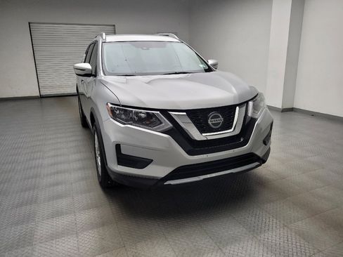 Used 2019 Nissan Rogue SV AWD/4WD image 14