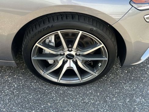 Used 2025 Genesis G70 2.5T AWD/4WD image 6