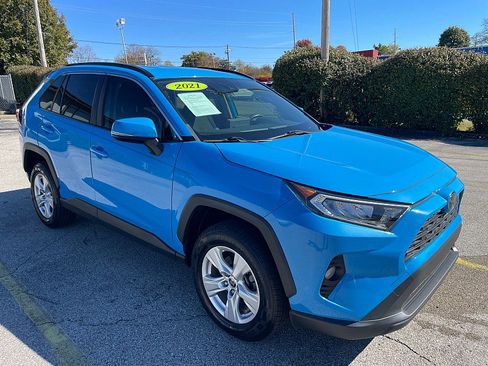 Used 2021 Toyota RAV4 XLE image 1