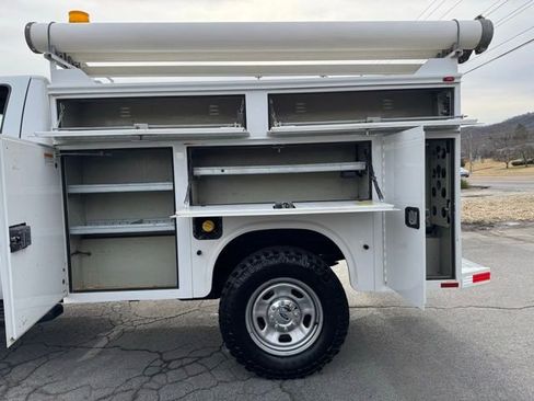 Used 2015 Ford F350 XL image 8