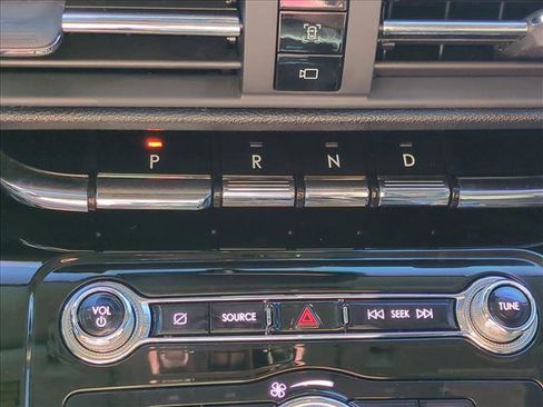 Used 2021 Lincoln Corsair Reserve w/ Equipment Group 201A image 12