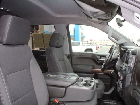 Used 2021 Chevrolet Silverado 1500 RST AWD/4WD image 15