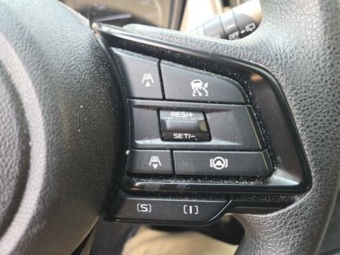 Used 2024 Subaru Crosstrek 2.0i Premium AWD/4WD image 6