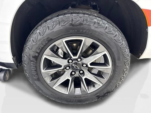 Used 2024 Chevrolet Tahoe Z71 w/ Luxury Package AWD/4WD image 89