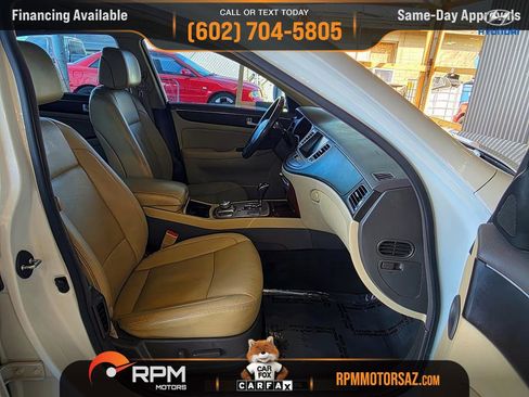 Used 2012 Hyundai Genesis 5.0 image 13