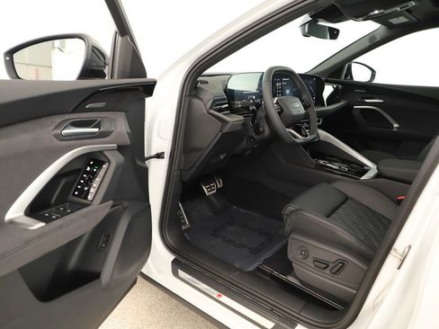 New 2025 Audi SQ5 Premium Plus image 14