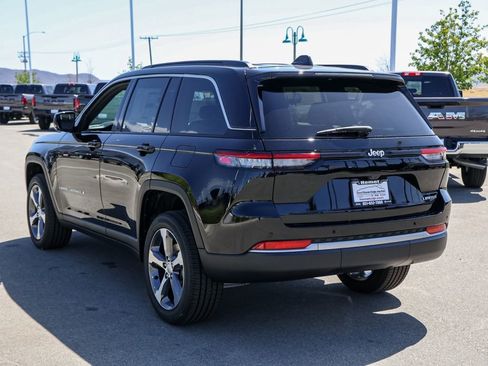 New 2026 Jeep Grand Cherokee Limited RWD image 6