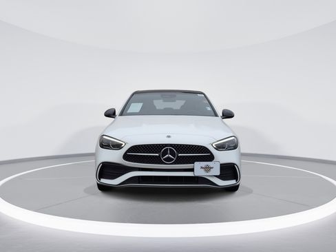 Used 2023 Mercedes-Benz C 300 4MATIC Sedan image 2