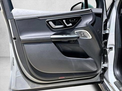 New 2026 Mercedes-Benz EQE 320+ SUV image 25