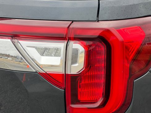 Used 2021 GMC Acadia Denali w/ Denali Ultimate Package image 52