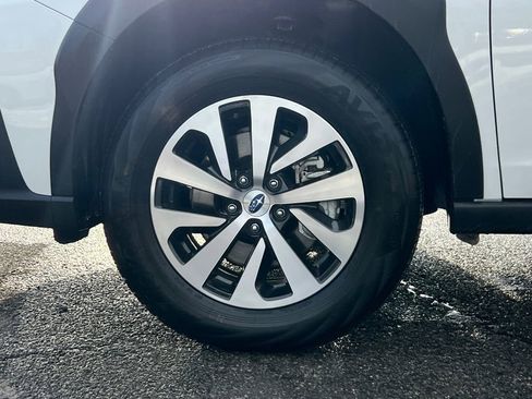 New 2025 Subaru Outback Premium AWD/4WD image 9