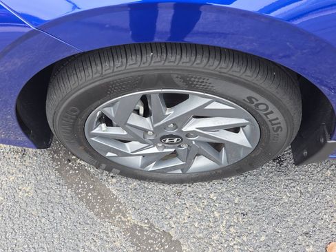 Certified 2025 Hyundai Elantra Blue image 15