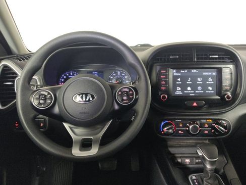 Used 2020 Kia Soul LX FWD image 22