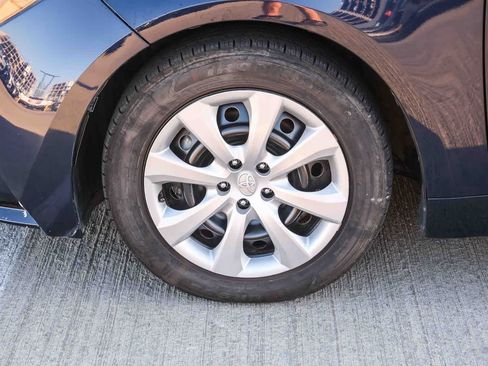 Certified 2024 Toyota Corolla LE FWD image 10