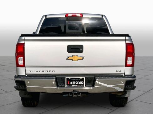 Used 2018 Chevrolet Silverado 1500 LTZ w/ Sport Package AWD/4WD image 5