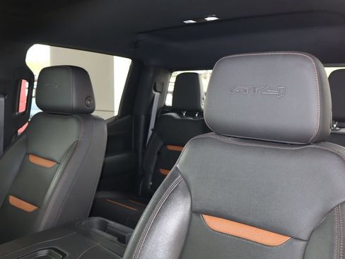 Used 2019 GMC Sierra 1500 AT4 w/ Off Road Performance Package AWD/4WD image 17