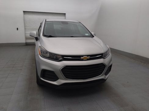 Used 2020 Chevrolet Trax LS w/ Tint and Cruise Package FWD image 14