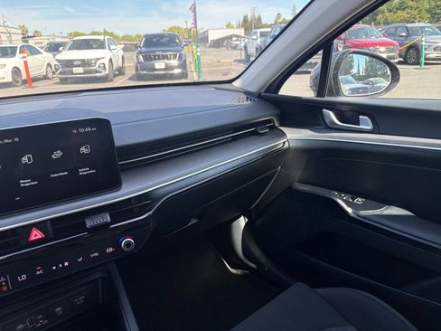 Used 2025 Kia K5 LXS image 34