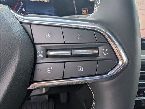 New 2026 Chevrolet Traverse LT w/ Driver Confidence Package FWD image 23