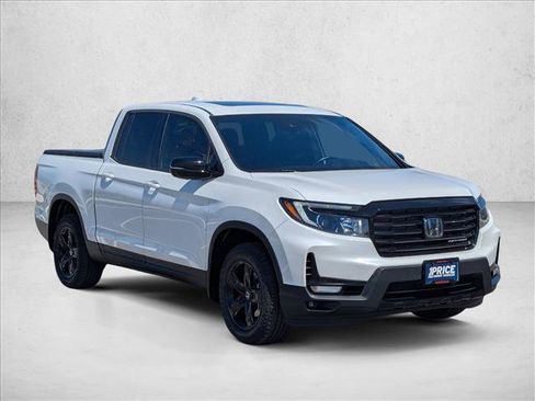 Used 2021 Honda Ridgeline Black Edition image 3
