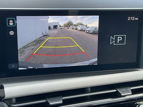 Used 2025 Hyundai Tucson Blue image 31