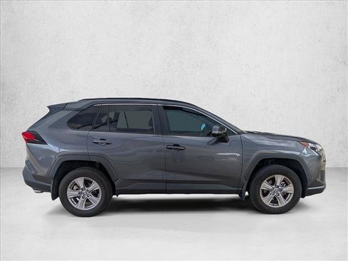 Used 2023 Toyota RAV4 XLE w/ Convenience Package FWD image 4
