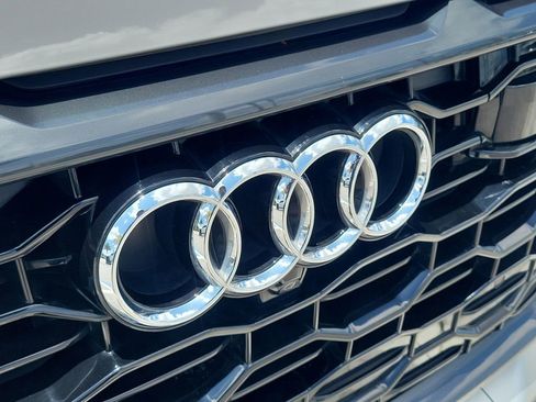Used 2024 Audi RS Q8 AWD/4WD image 9