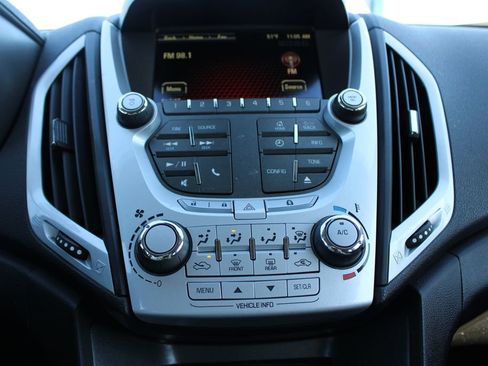 Used 2015 GMC Terrain SLE image 40