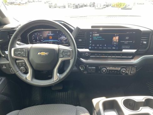 Used 2025 Chevrolet Silverado 2500 LT w/ Safety Package AWD/4WD image 14