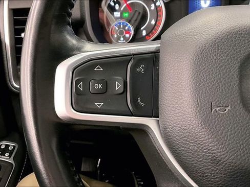 Used 2024 RAM 3500 Big Horn image 23