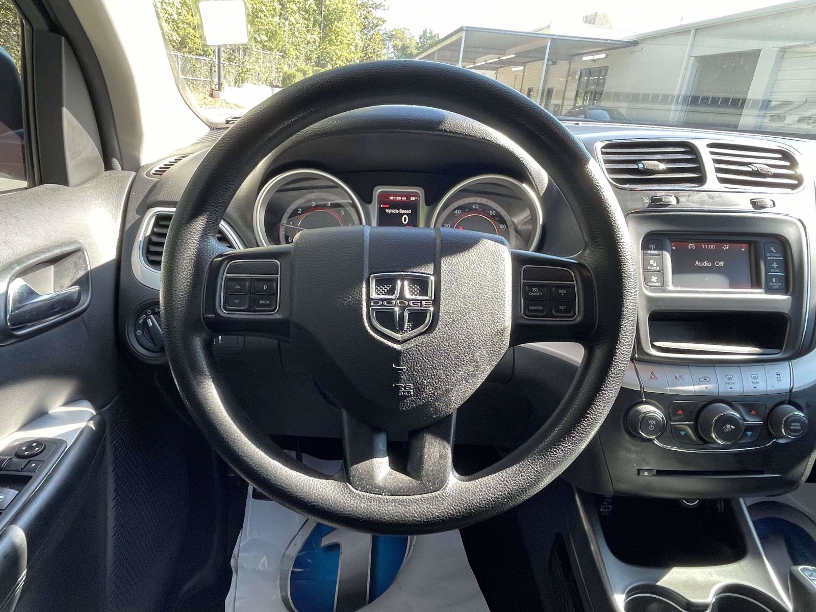 Used 2020 Dodge Journey SE w/ Blacktop Package FWD image 13